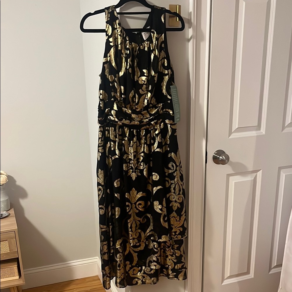 NWT Elegant Black and Gold Women's Dress